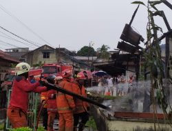 Dua Unit Rumah di Jl. Pemuda Ludes Terbakar, Kerugian Sekitar 150 Juta