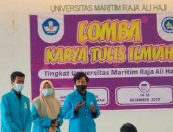 Tim Fakultas Teknik UMRAH Juarai Lomba Karya Tulis Ilmiah Tingkat Universitas