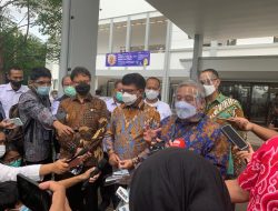 Presiden Jokowi Sampaikan Alasan Awak Media Diberi Vaksin Covid-19