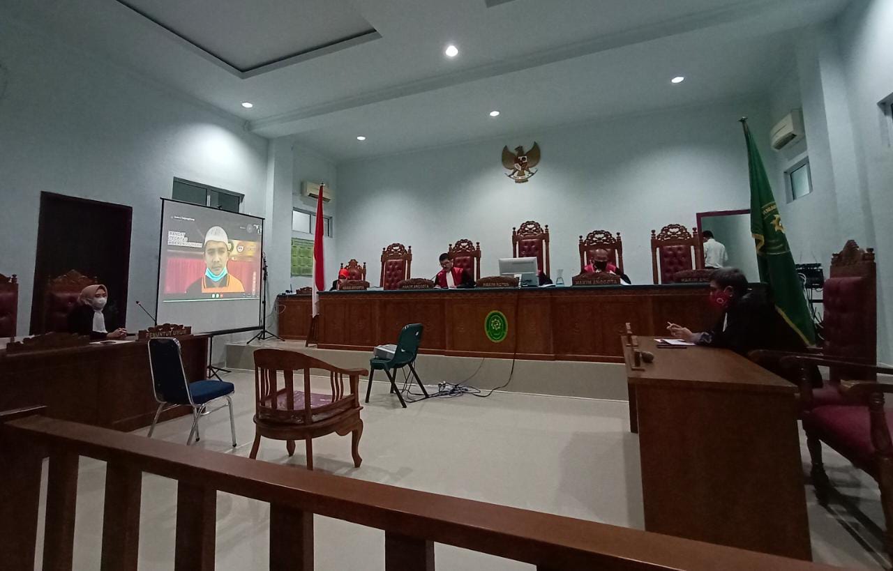 Majelis Hakim Tolak Eksepsi Terdakwa Yudi Ramdani, Sidang Dilanjutkan ...