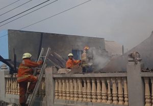 Dua Rumah di Tanjungpinang Ludes Terbakar