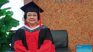 Hari Ini Jadi Profesor, Ini Deretan Gelar Akademis Kehormatan Megawati