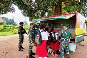 Satgas TNI Siapkan Mobil Pintar Untuk Anak di Perbatasan