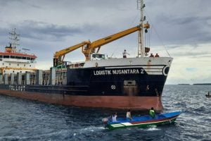 Tol Laut Kunci Sukses Distribusi Beras di Papua
