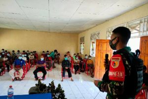 Satgas TNI Edukasi Pencegahan COVID-19 Warga di Perbatasan