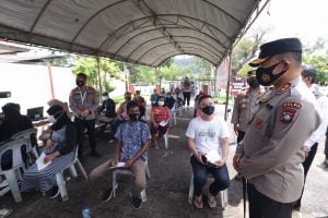 Kapolda Kepri Tinjau Gerai Vaksin di Polsek-polsek Kota Batam