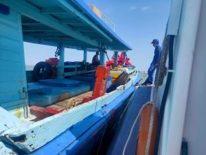 Kapal Kayu di Karimun Hilang Kontak saat Melaut, Seorang Nelayan Dicari Tim SAR