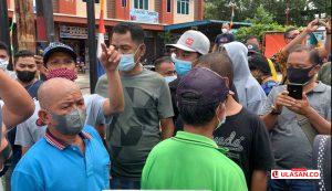 Warga Ramai-ramai Datangi Pos Polisi Minta Penyekatan Simpang Melayu Kota Piring Dibuka