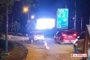 Warga Keluhkan Cahaya Silau Videotron di Simpang Bundaran Menuju Bandara Batam