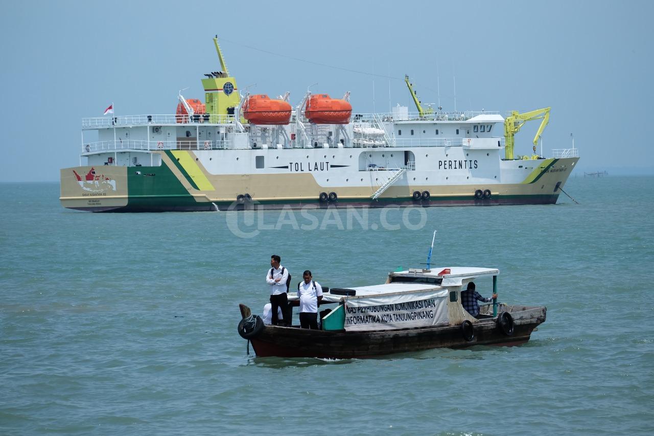 Sejumlah armada kapal milik PT Pelayaran Nasional Indonesia (Pelni) mulai berlayar untuk melayani arus balik mudik lebaran Idul Fitri 1443 Hijriah.