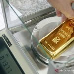 Harga Emas jatuh 3,4 Dolar Jelang Rilis Pertemuan Federal Reserve