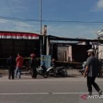 Tujuh Unit Toko dan 15 Rumah Warga Hangus Terbakar, Wali Kota Solok Prihatin