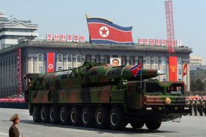Korea Utara Gelar Parade Militer Malam Hari, Ada Apa?