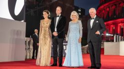Keluarga Kerajaan Inggris Noton Film James Bond "No Time To Die"
