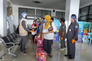 Seorang TKI Deportasi dari Malaysia Dinyatakan Positif COVID-19