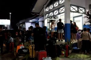 Kapal Wisata Terbakar, 21 Wisatawan Berhasil Dievakuasi di Labuan Bajo