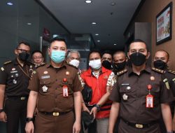 Kejati Jabar Tahan Mantan Kepala Cabang PT. Berdikari Insurance Cabang Bandung