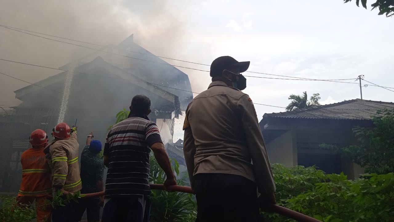 Terungkap! Pelaku Pembakaran Rumah di Tanjung Unggat Ditangkap