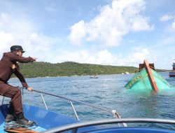 Jaksa Tenggelamkan 2 Kapal Ikan Vietnam di Anambas