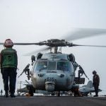 Baru Lepas Landas, Helikopter Angkatan Laut AS Jatuh ke Laut