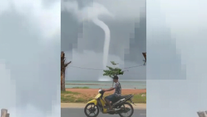 Heboh! Warga Saksikan Angin Puting Beliung di Laut Natuna
