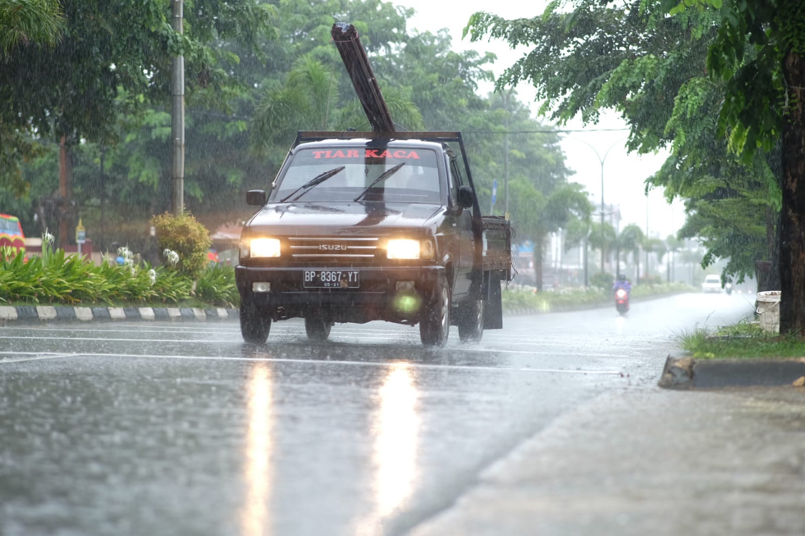 BMKG Keluarkan Peringatan Hujan Lebat di 18 Wilayah Ini