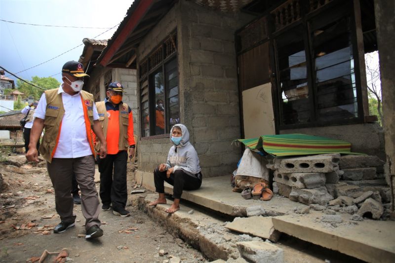 Kepala BNPB Tinjau Wilayah Terdampak Gempa Bali