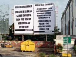 Spanduk Dicopot, Muncul Pesan untuk Gubernur Ansar di Baliho