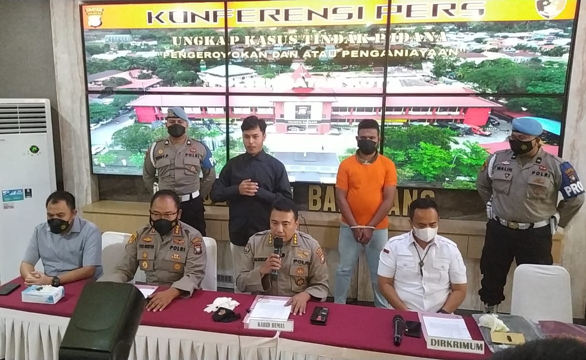Polisi Tangkap 10 Pelaku Penganiayaan Karyawan Kafe di Batam
