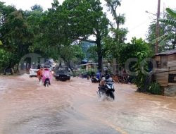 Hujan Deras Guyur Tanjungpinang Sejumlah Tempat Teredam Banjir
