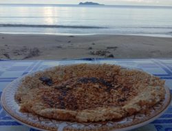 Memantai di Teluk Selahang Sambil Nikmati Kuliner Kernas dan Pizza Ala Natuna 