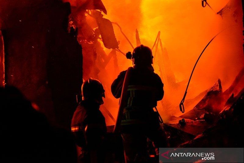 Puluhan Orang Terjebak Kebakaran Area Tambang di Rusia