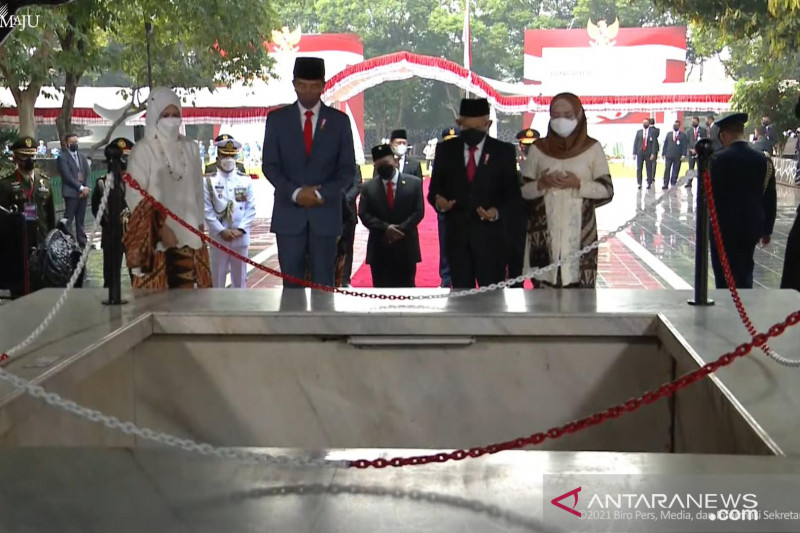 Presiden Jokowi Pimpian Upacara Hari Kesaktian Pancasila
