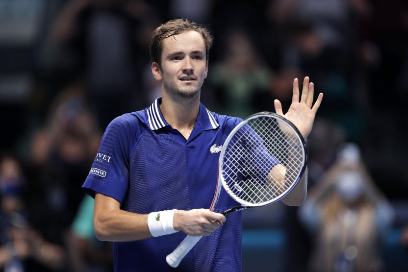 Alexander Zverev Kalah, Medvedev Berpeluang ke Empat Besar ATP Finals