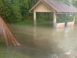 Air Sungai Meluap, Rumah Kades dan Warga Desa Kote Lingga Terendam Banjir