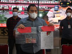 Gelapkan Emas Nasabah Senilai Rp1,25 Miliar, Oknum Pegadaian di Batam Ditangkap Polisi