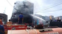 Minimarket New KhatulistiwaTerbakar di Bengkulu Empat Orang Tewas