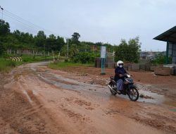Tiga Rumah Warga Terdampak Banjir Lumpur di Jalan Garuda Tanjungpinang