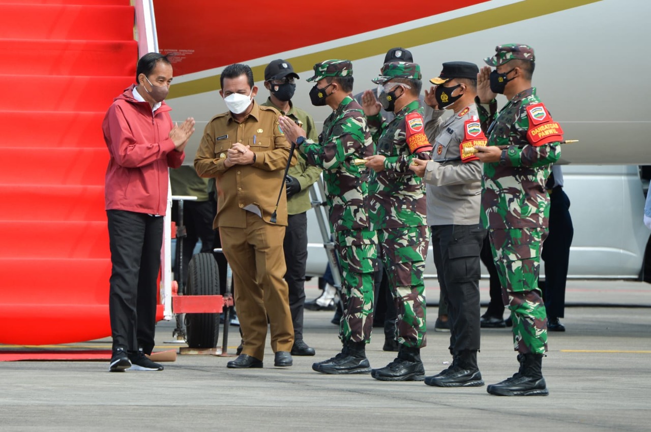 Gubernur Kepri Sambut Kedatangan Presiden RI Joko Widodo