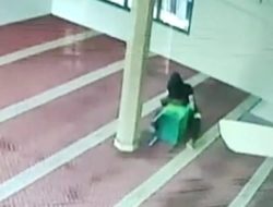 Pencuri Kotak Infak Masjid Ngaku Mamanya Sedang Sakit Setelah Ditangkap