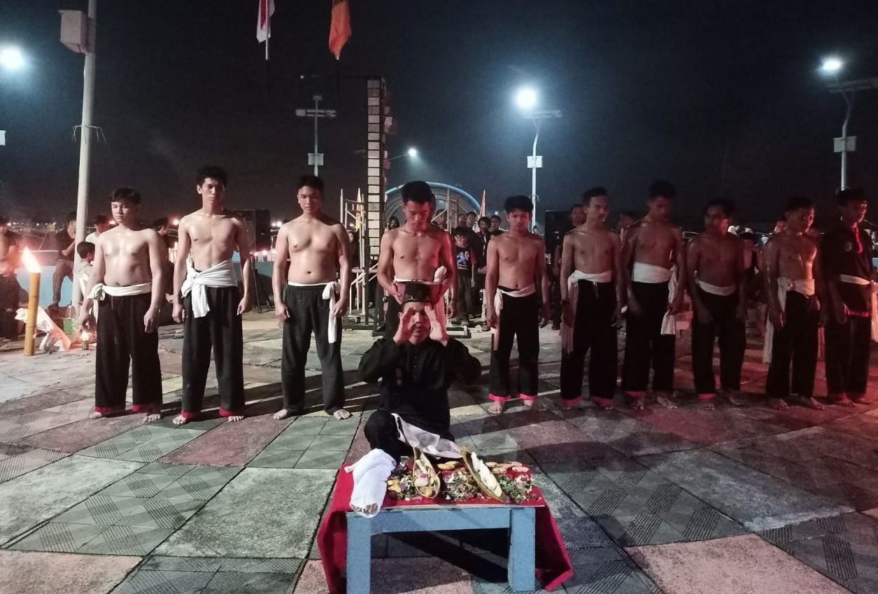 Semah Penutup Tahun di Tanjungpinang Penuh dengan Ritual Adat