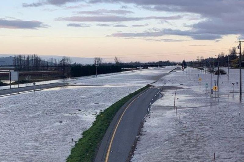 18 Ribu Orang Masih Terlantar Akibat Banjir Besar di Kanada