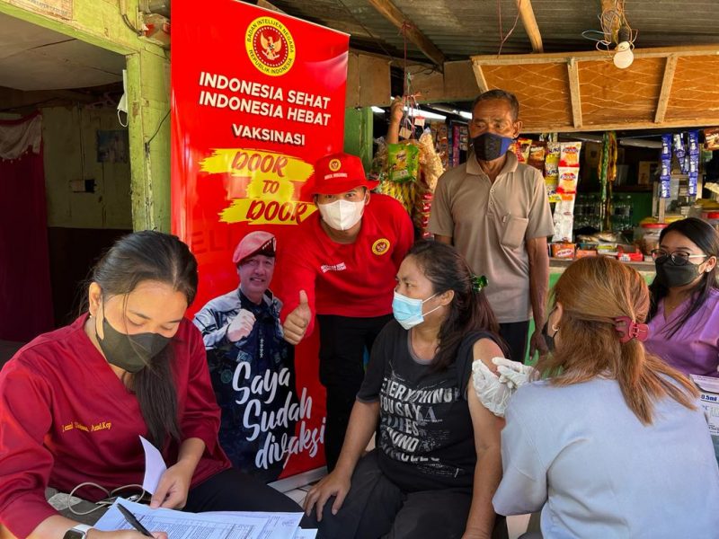 Binda Kepri Door to Door Vaksinasi Warga Ruli Kampung Air Batam