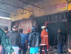 Minimarket di Natuna Terbakar