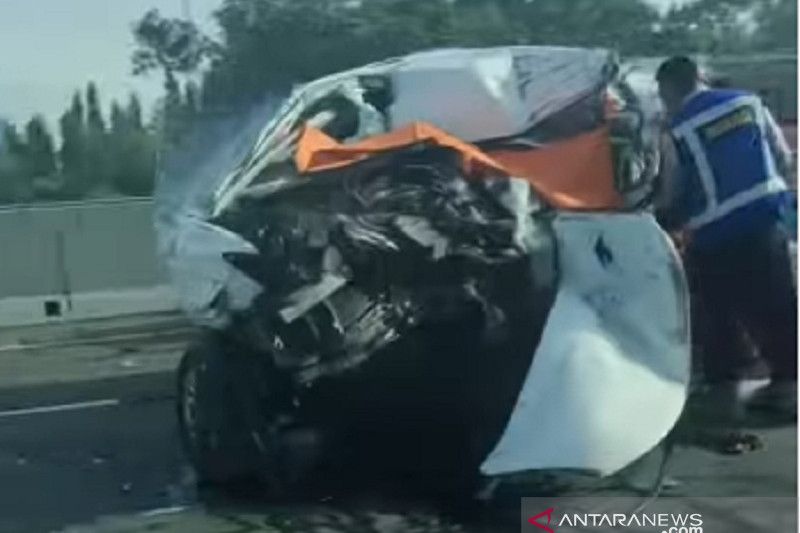 Kecelakaan di Tol Jakarta-Cikampek Renggut Korban Jiwa
