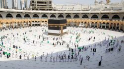 Aturan Prokes COVID-19 Dilonggarkan, Biaya Haji 2022 Turun Jadi Rp42 Juta