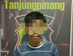 (POPULER SEPEKAN) Wali dan Wakil Wali Kota Tanjungpinang Kembalikan Uang, Apriyandi Dicopot, Pria Berkumis Tipis Ditangkap