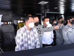 Kepala Bakamla Bersama Mendagri, Wamenhan dan Gubernur Kepri Tinjau Karang Singa