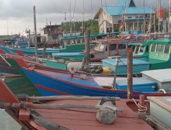 Nelayan Tolak Kenaikkan Harga BBM Subsidi