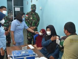 Lanud RHF dan Pemkab Bintan Gelar Vaksinasi Anak 6-12 Tahun di Sei Lekop